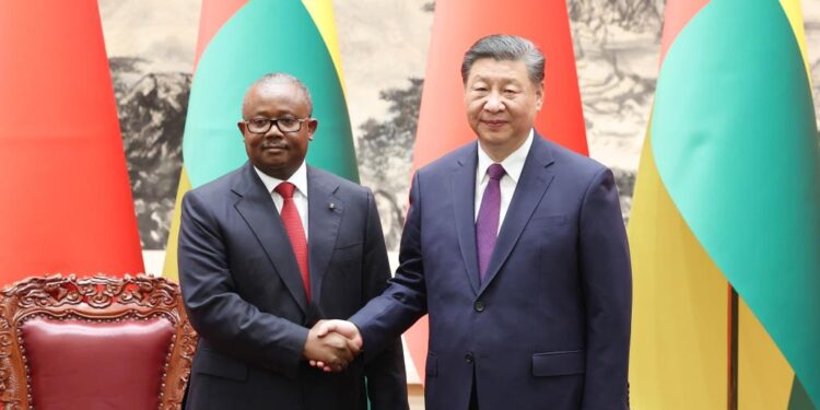 Chinese, Guinea-Bissau presidents hold talks, elevate ties