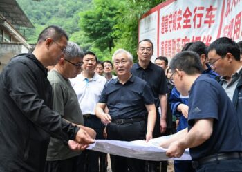 Chinese vice premier urges all-out rescue efforts after flash floods in southwest China