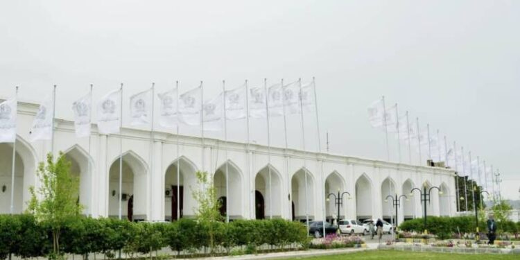 UN Seeks to Support Alternative Crops and Infrastructure in Kandahar