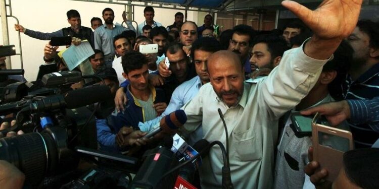 Jailed Kashmiri lawmaker granted time to campaign in upcoming polls