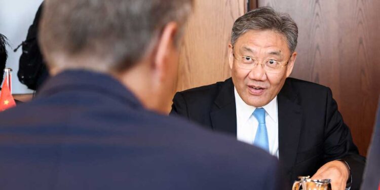 China, US to hold talks on economic and trade issues, Xinhua reports