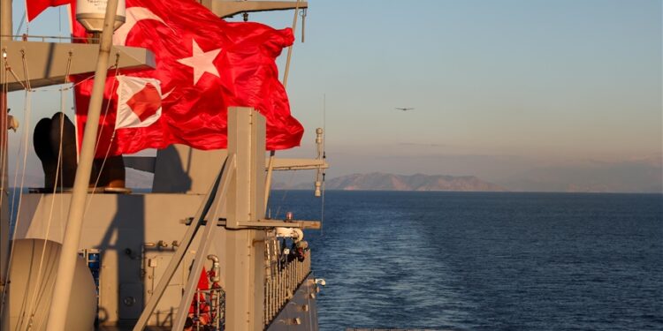 Türkiye’s Bayraktar TB3 drone makes history with short-deck launch