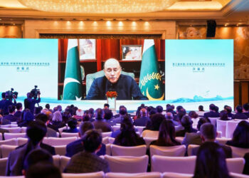 Pakistan keen on promoting marine cooperation : President Zardari