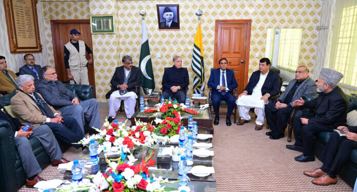 Kashmir will remain corner stone of Pakistan’s foreign policy, PM  assures Hurriyat leaders