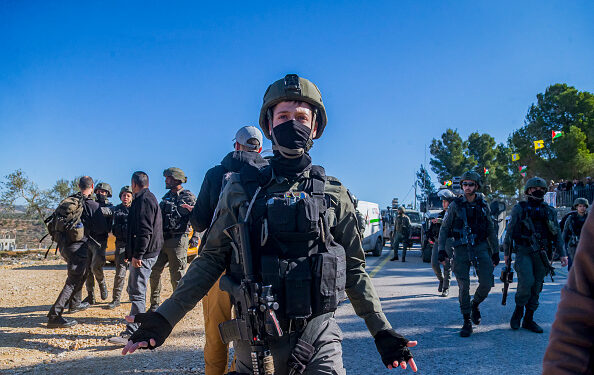 Israeli soldiers stole ‘mountains’ of cash & gold from Gaza, Lebanon and Syria: Report