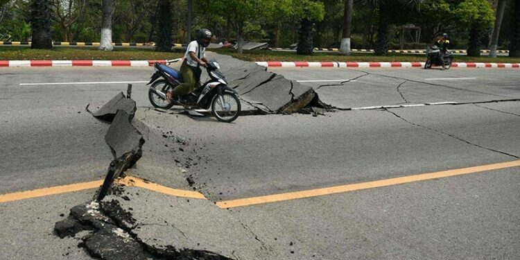 Powerful earthquake rocks Myanmar, Thailand