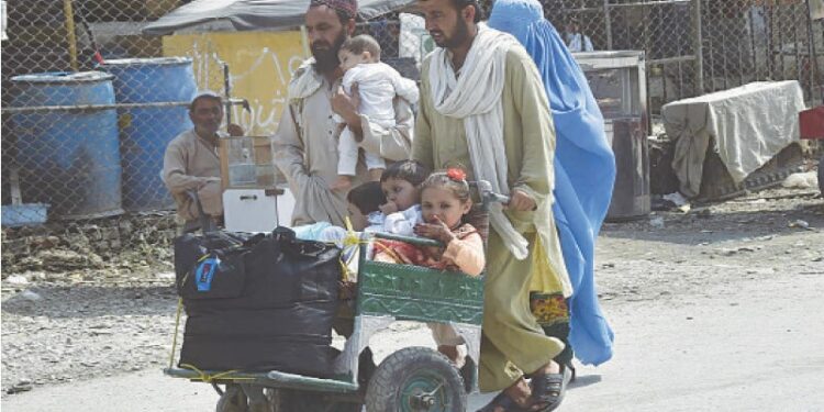 40 more leave for Afghanistan via Torkham