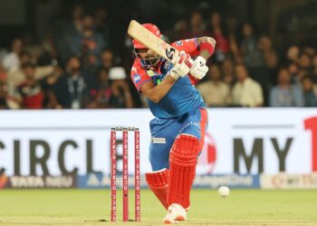 KL Rahul’s Stellar Performance Guides Delhi Capitals to Victory Over Royal Challengers Bengaluru