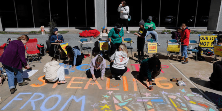 US top court allows Trump to resume Education Department dismantling