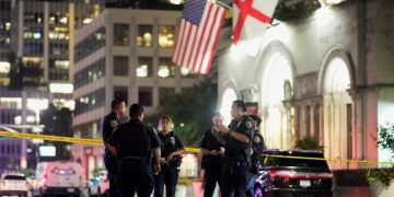 Five dead including gunman in New York office shooting spree