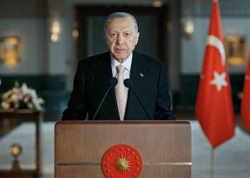 Erdogan marks Turkish Republic’s 102nd anniversary, vows to keep Türkiye ‘everlasting’
