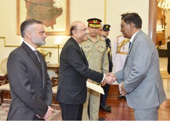 Envoys of four countries present credentials to President Asif Ali Zardari