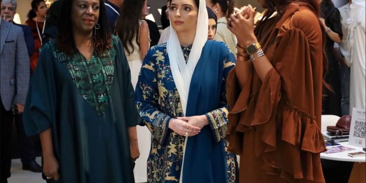 First Lady Bibi Aseefa Bhutto Zardari Visits Abu Dhabi Art 2025