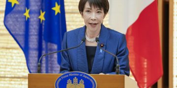 Japan PM to call snap election seeking stronger mandate